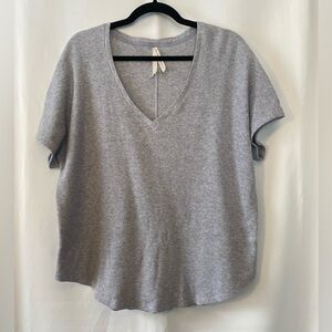 Babaton Normcore Casual Grey Waffle knit Deep V-Neck Oversized Tee Shirt MD